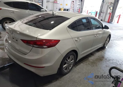 2018 Hyundai Elantra Value Edition z USA, uszkodzony, nr VIN KMHD84LF1JU472621